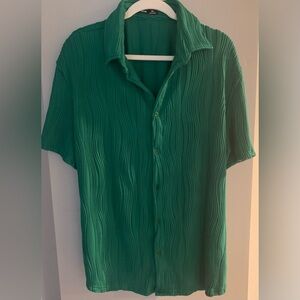 SHEIN Green Button Down Textured Collared Shirt - SZ L